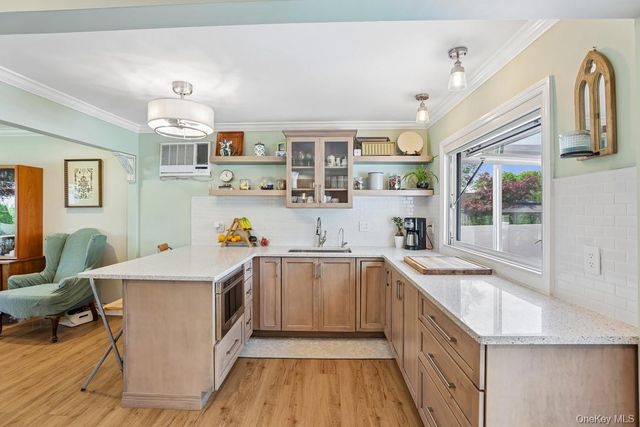 413 Pecan Street, Lindenhurst, NY 11757