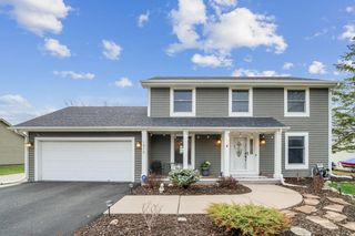 1910 Oak Glen Trail, Stillwater, MN 55082
