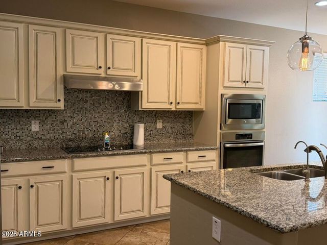 297 E KAIBAB Drive, Chandler, AZ 85249