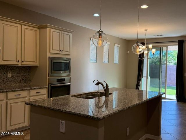 297 E KAIBAB Drive, Chandler, AZ 85249