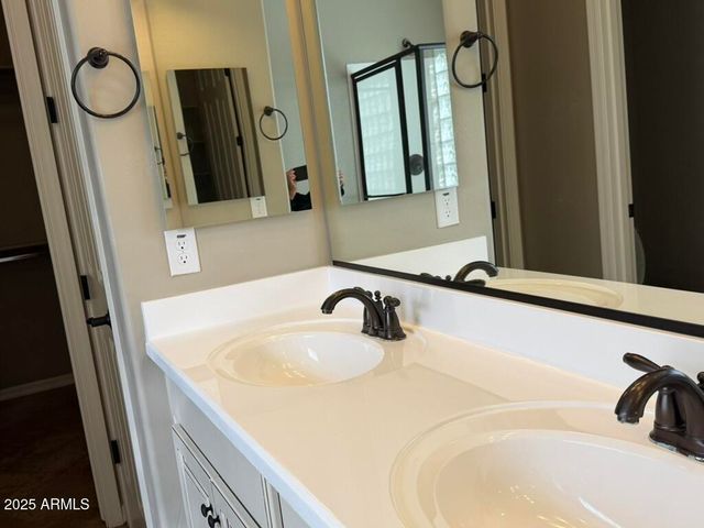 297 E KAIBAB Drive, Chandler, AZ 85249