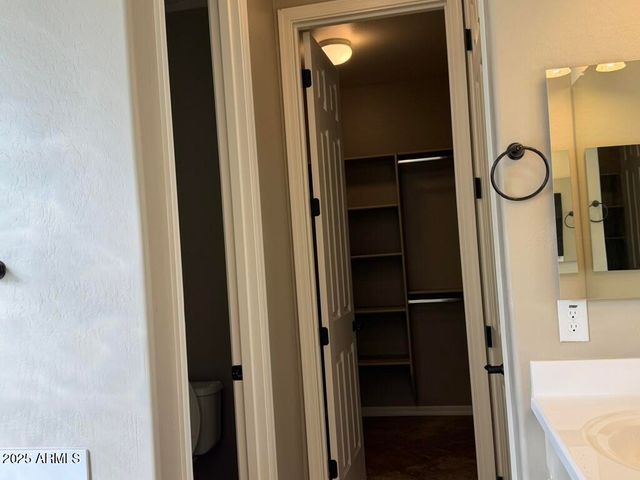 297 E KAIBAB Drive, Chandler, AZ 85249