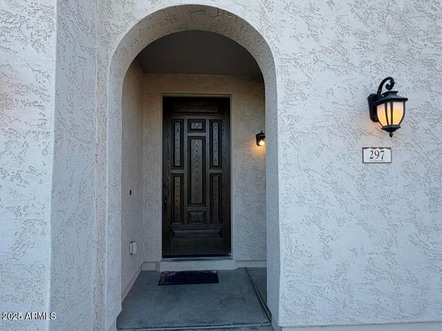 297 E KAIBAB Drive, Chandler, AZ 85249