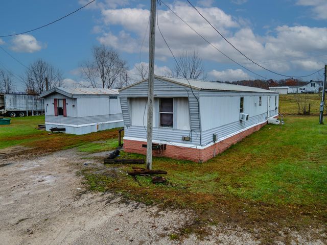 5852 E HWY 60, Owingsville, KY 40360