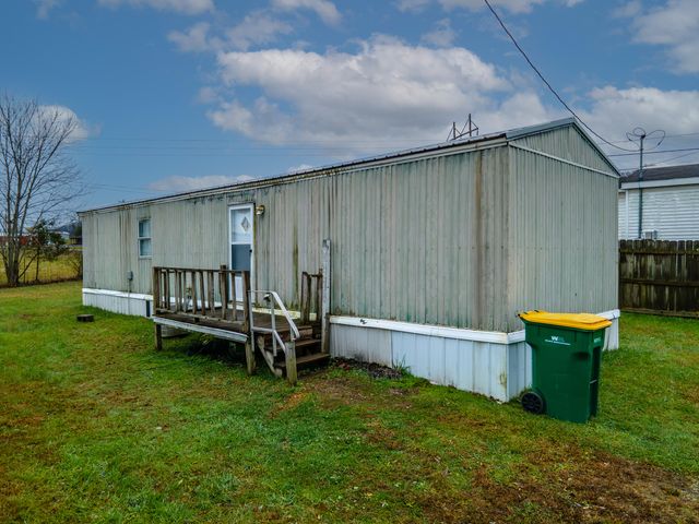 5852 E HWY 60, Owingsville, KY 40360