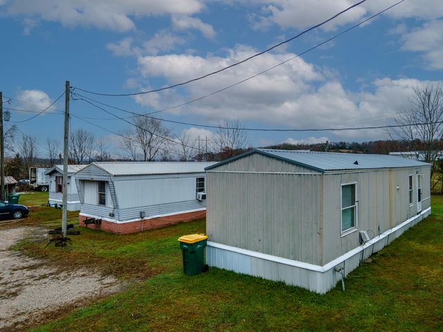 5852 E HWY 60, Owingsville, KY 40360