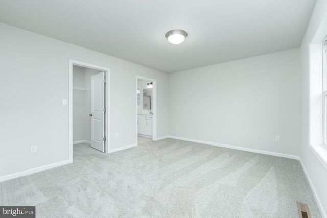 304 AMBERLEIGH LN, Shippensburg, PA 17257