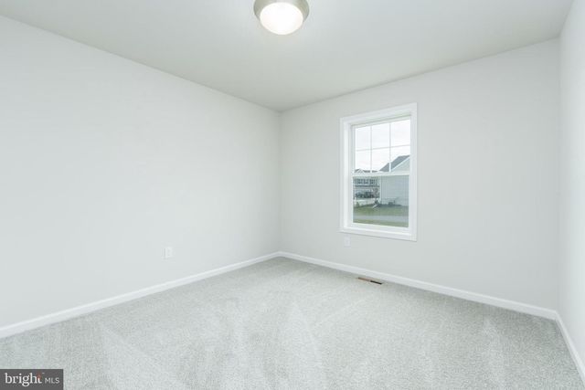 304 AMBERLEIGH LN, Shippensburg, PA 17257