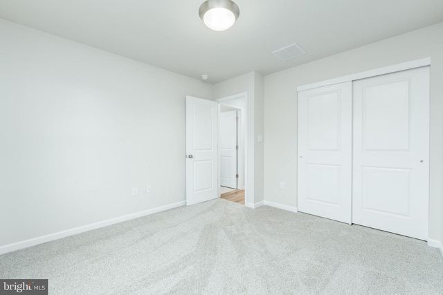 304 AMBERLEIGH LN, Shippensburg, PA 17257