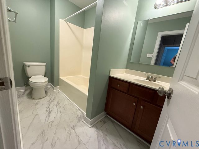 4633 Newbys Bridge Rd, Chesterfield, VA 23832