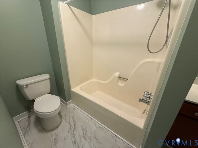 4633 Newbys Bridge Rd, Chesterfield, VA 23832