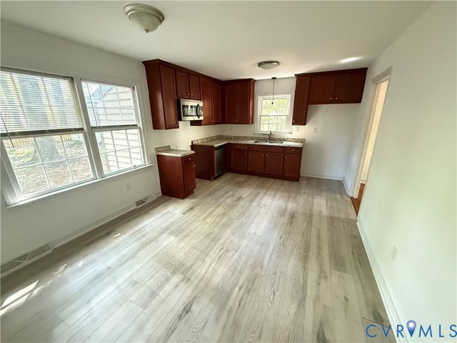 4633 Newbys Bridge Rd, Chesterfield, VA 23832