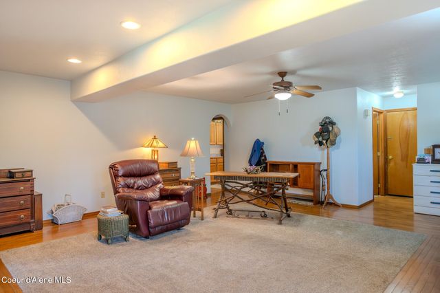 623 E Maple PL, Hayden, ID 83835