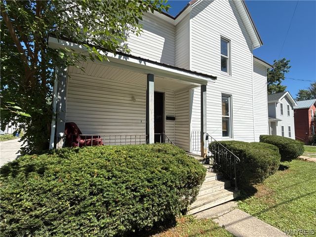 65 Lewis Street, Lockport City, NY 14094