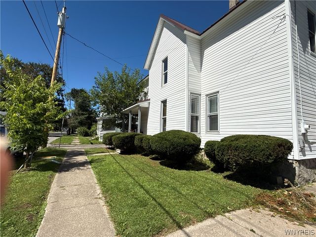 65 Lewis Street, Lockport City, NY 14094