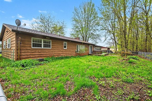 5564 Newton Avenue, Coloma, MI 49038