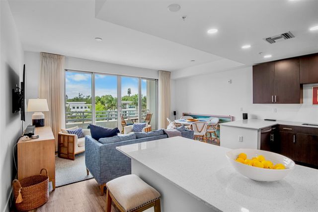 1709 N TAMIAMI TRAIL 416, Sarasota, FL 34234