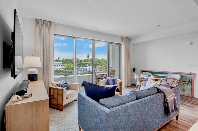 1709 N TAMIAMI TRAIL 416, Sarasota, FL 34234