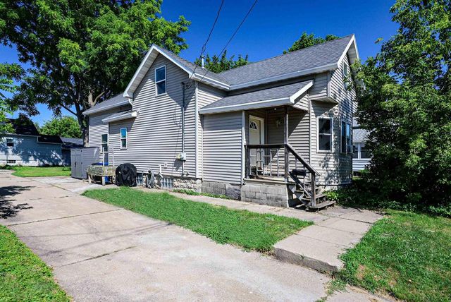 1407 N MAIN STREET, Oshkosh, WI 54901