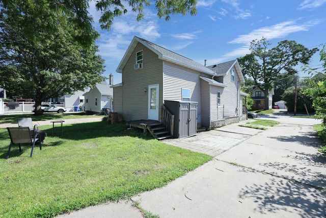 1407 N MAIN STREET, Oshkosh, WI 54901