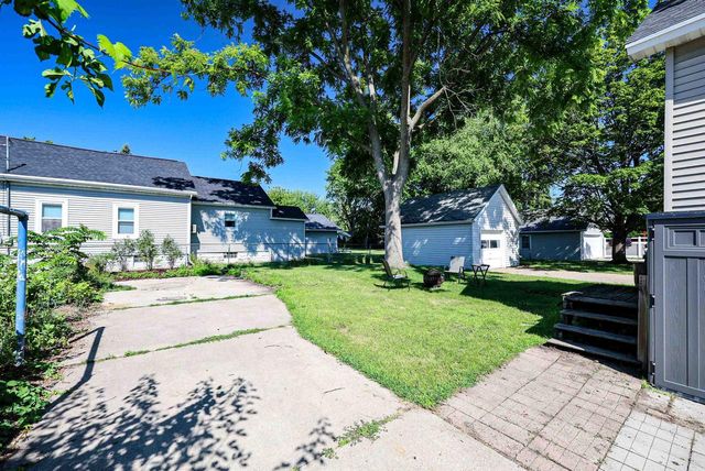 1407 N MAIN STREET, Oshkosh, WI 54901