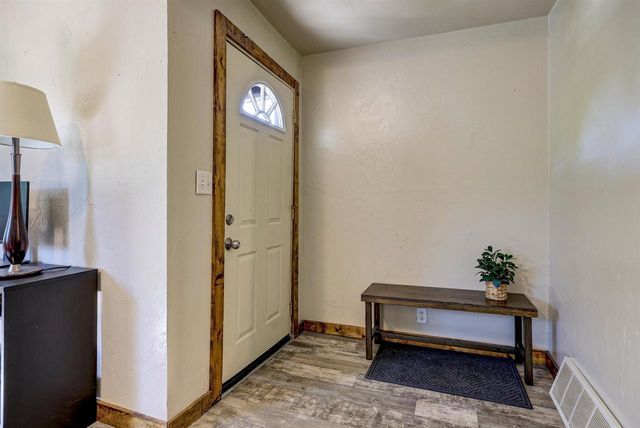 1407 N MAIN STREET, Oshkosh, WI 54901
