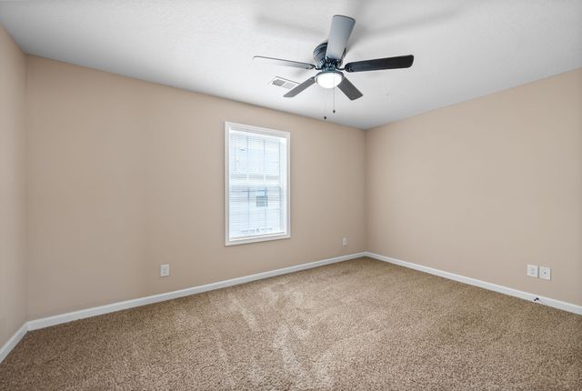 375 McGee Ct Apt 4, Clarksville, TN 37040