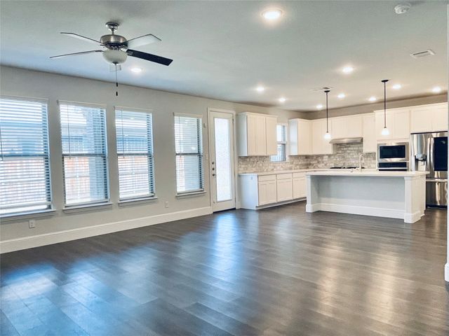 2257 Washington Drive, Carrollton, TX 75010