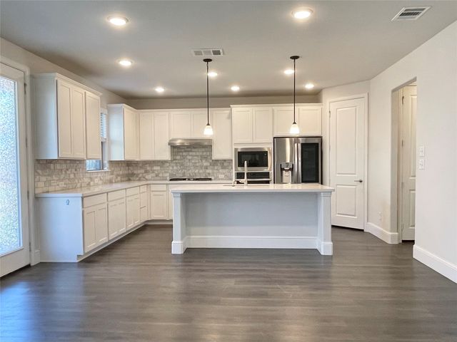 2257 Washington Drive, Carrollton, TX 75010