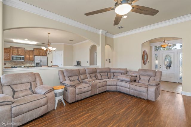 102 Antietam Drive, Bossier City, LA 71112