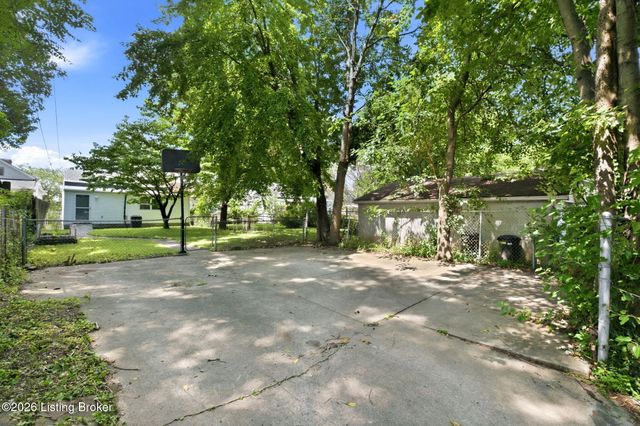 1129 Mulberry St, Louisville, KY 40217