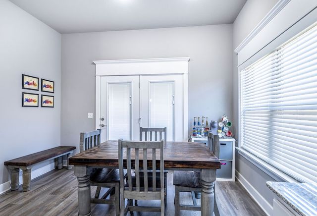 566 Parkside Cove, Bethel Heights, AR 72764