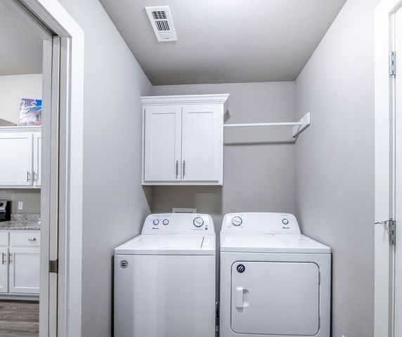 566 Parkside Cove, Bethel Heights, AR 72764