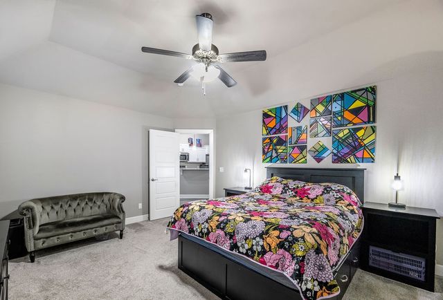 566 Parkside Cove, Bethel Heights, AR 72764