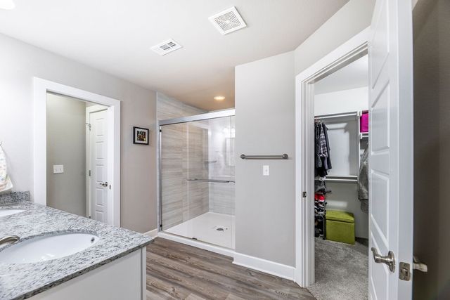 566 Parkside Cove, Bethel Heights, AR 72764