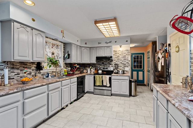 15 Deer Run, Sheldon, VT 05483