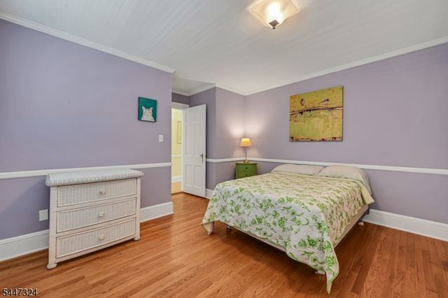 1 Buena Vista Ave 1, Hawthorne Boro, NJ 07506