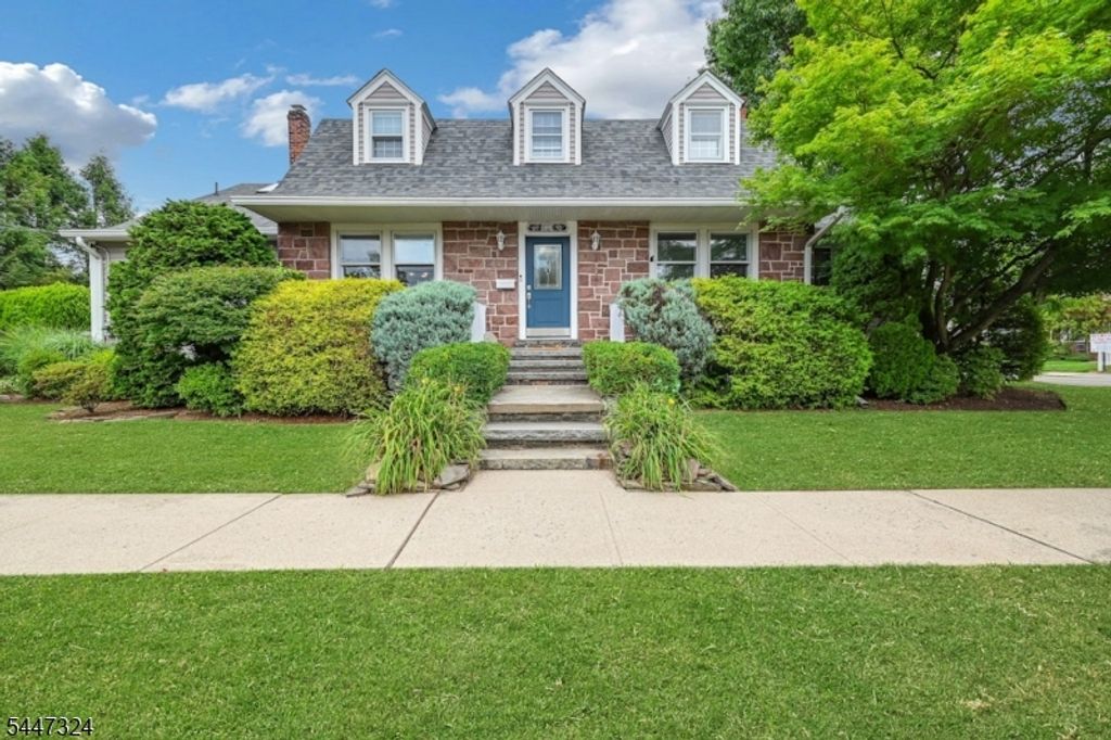 1 Buena Vista Ave 1, Hawthorne Boro, NJ 07506