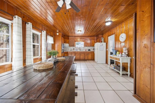 124 SE 1ST STREET, Williston, FL 32696