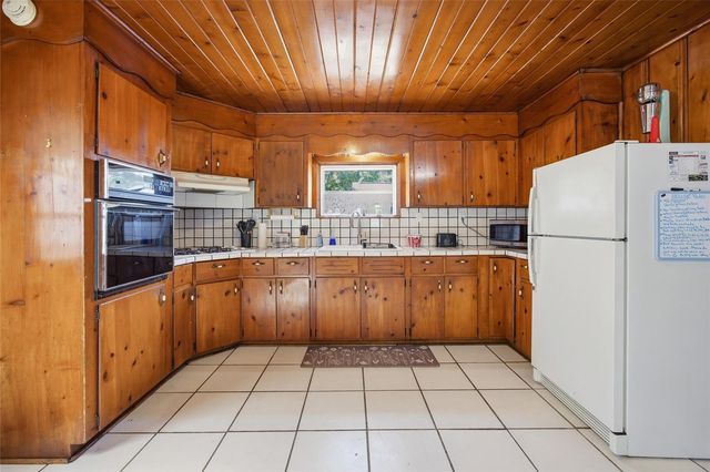 124 SE 1ST STREET, Williston, FL 32696