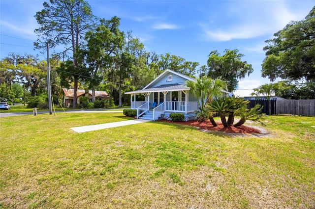 124 SE 1ST STREET, Williston, FL 32696