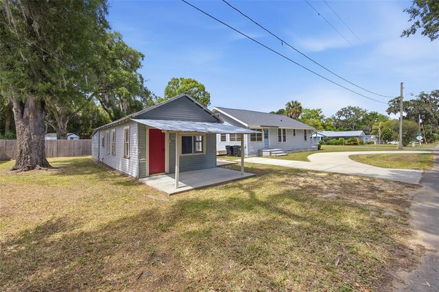 124 SE 1ST STREET, Williston, FL 32696