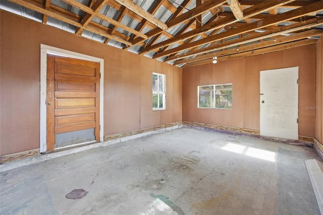 124 SE 1ST STREET, Williston, FL 32696