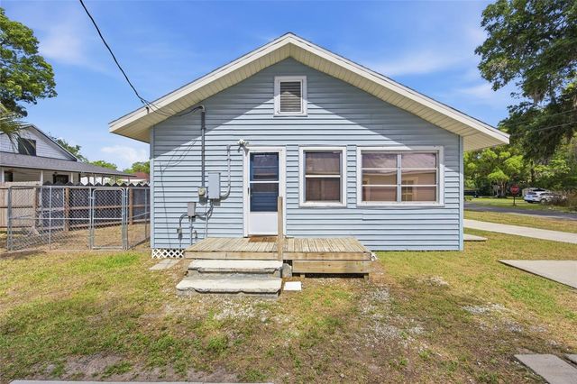 124 SE 1ST STREET, Williston, FL 32696