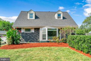 6604 CAVALIER DR, Alexandria, VA 22307
