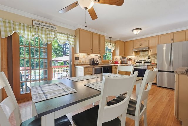 155 Dunnbrook Rd, East Brookfield, MA 01515