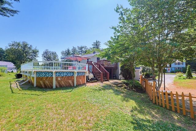155 Dunnbrook Rd, East Brookfield, MA 01515