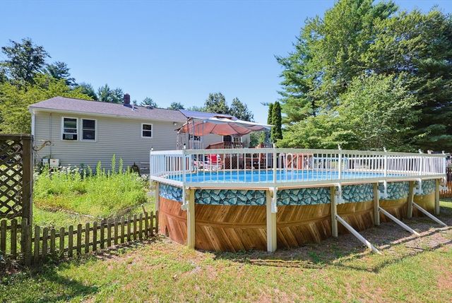 155 Dunnbrook Rd, East Brookfield, MA 01515