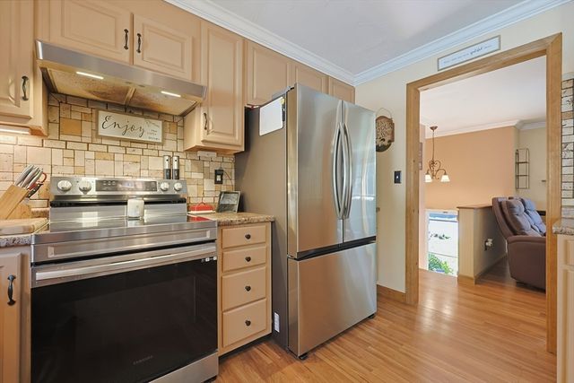 155 Dunnbrook Rd, East Brookfield, MA 01515