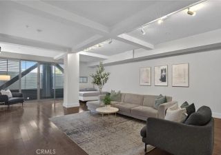 433 Pine 102, Long Beach, CA 90802